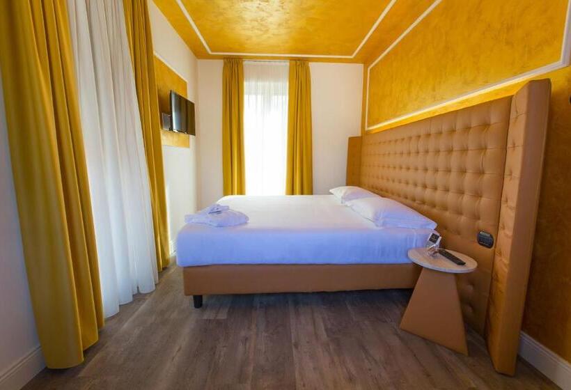 اتاق خانوادگی, Al Campanile   Luxury Suites & Apartments