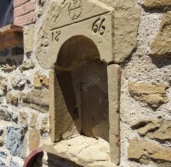 آپارتمان 1 خوابه با بالکن, Antico Casale Tiravento