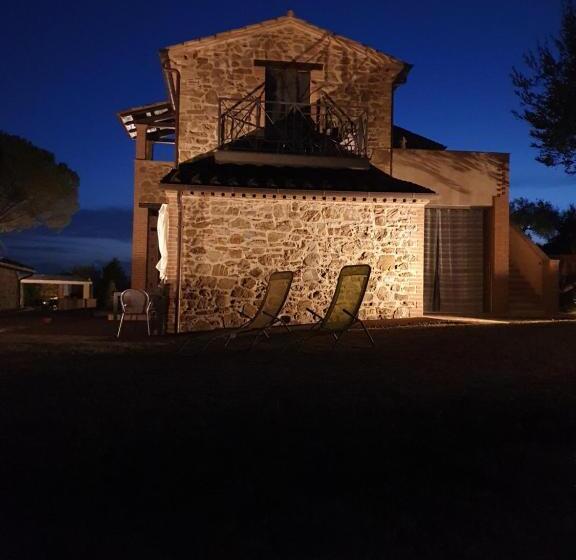 آپارتمان 2 خوابه, Antico Casale Tiravento