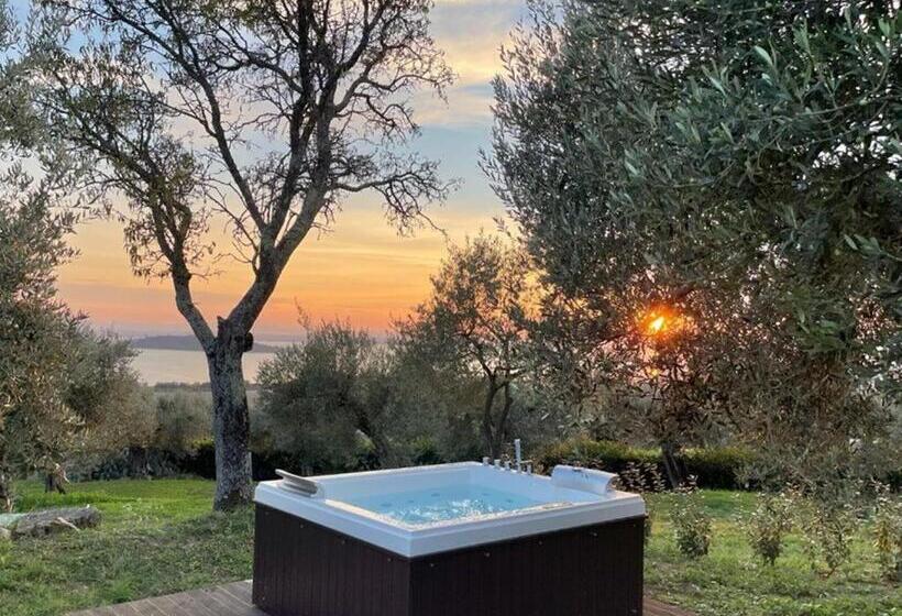 آپارتمان 1 خوابه با تراس, Antico Casale Tiravento