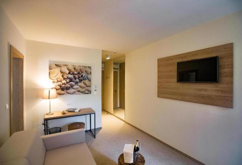 스탠다드 스튜디오 측면 바다 전망, Labranda Senses Resort
