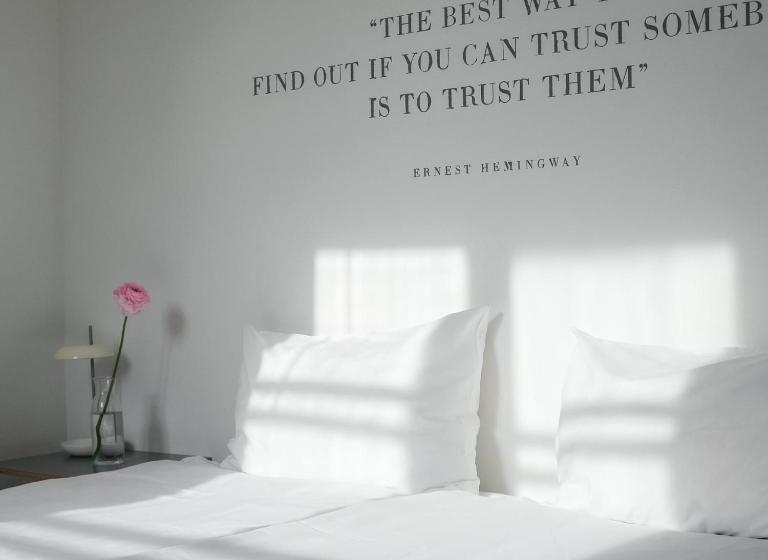 اتاق استاندارد, Rooms And Suites At Bookinn B&b