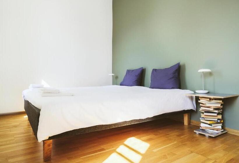 اتاق استاندارد, Rooms And Suites At Bookinn B&b