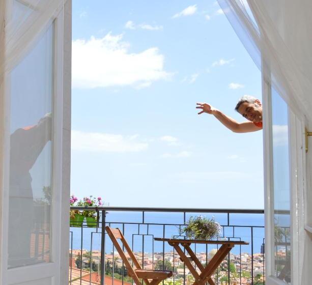 可观海景的舒适型房间, Pupi Catania Etna B&b