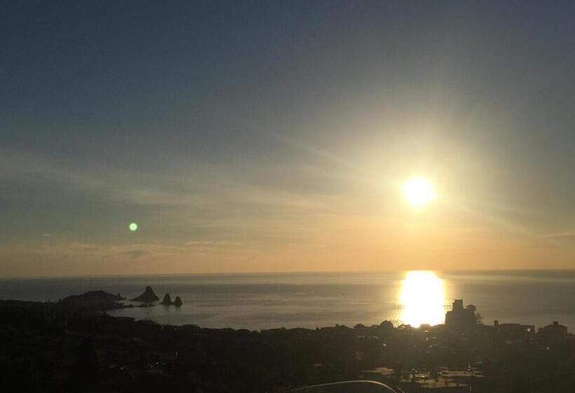 可观海景的舒适型房间, Pupi Catania Etna B&b