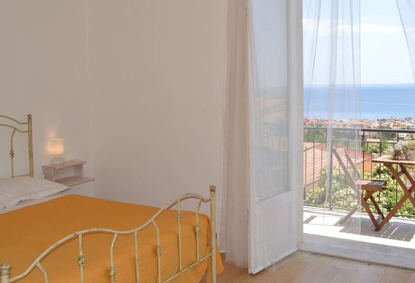 可观海景的舒适型房间, Pupi Catania Etna B&b