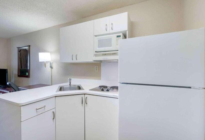 Студио Стандарт Кровать Кинг, Extended Stay America Select Suites   Orlando   Maitland   1760 Pembrook Dr