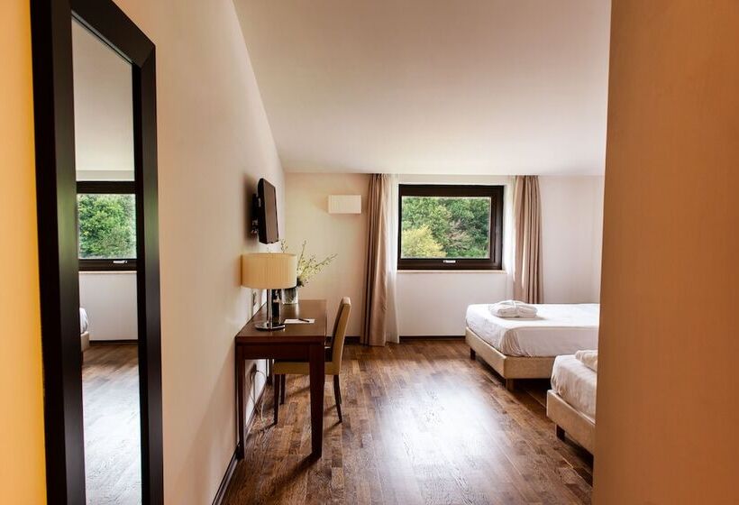 اتاق راحتی سه تخته, Aqua Montis Resort & Spa