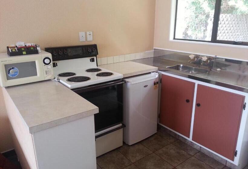 Студио Стандарт Кровать Кинг, Oxford Court Motel