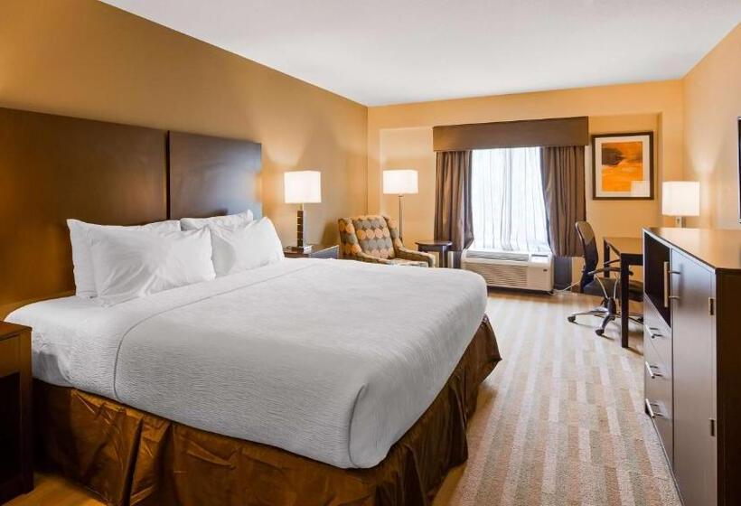 身障者適用キングサイズベッドルーム, Best Western Plus Thornburg Inn & Suites