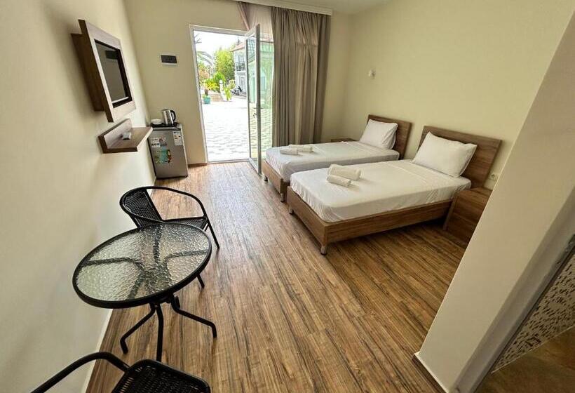 اتاق استاندارد, White Villas In Batumi