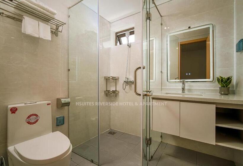 استودیو استاندارد با بالکن, Hsuites Riverside Hotel And Apartment