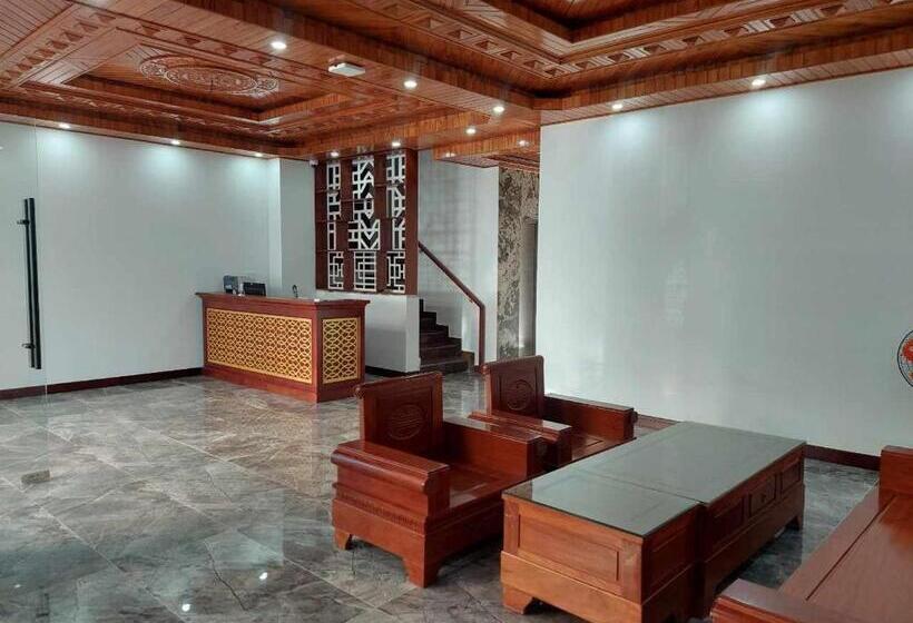 اتاق استاندارد با چشم‌انداز استخر, May Boutique Villa Hội An