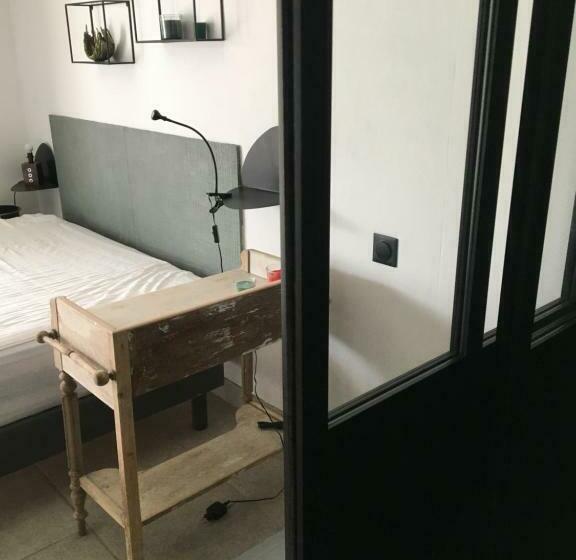 Номер Стандарт Трехместный, Cosy Private Bath And Garden