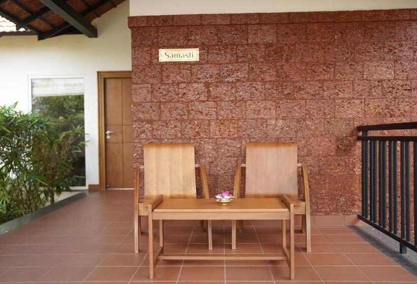 Вилла 2 Спальни, Niraamaya Retreats Vaidekam, Kannur