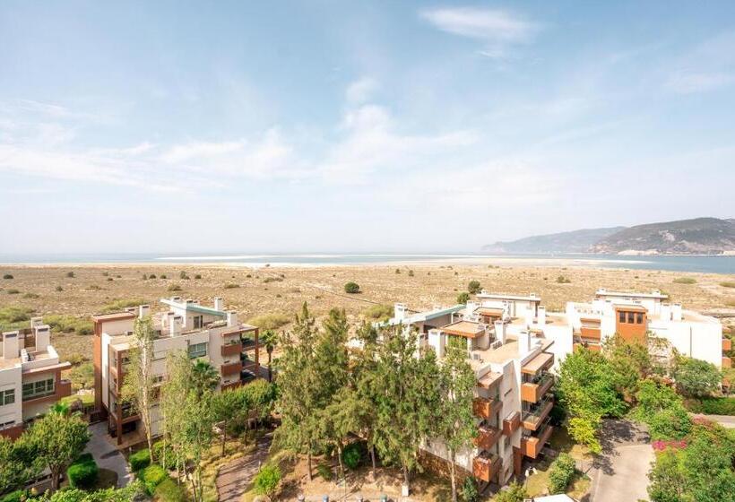 Superior Studio Sea View, Aqualuz Troia Mar by The Editory