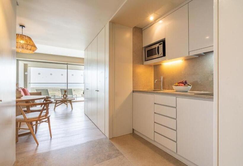 Superior Studio Sea View, Aqualuz Troia Mar by The Editory