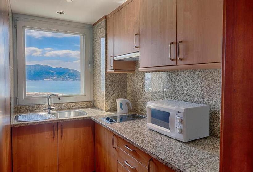 2 Bedrooms Suite Sea View, Aqualuz Troia Mar by The Editory