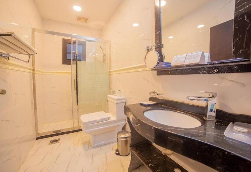 Люкс 3 Спальни, Guest House Hotel Apartments