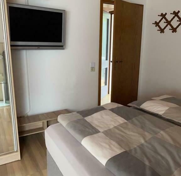 Апартаменты 1 Спальня с Балконом, Gästehaus Steuer