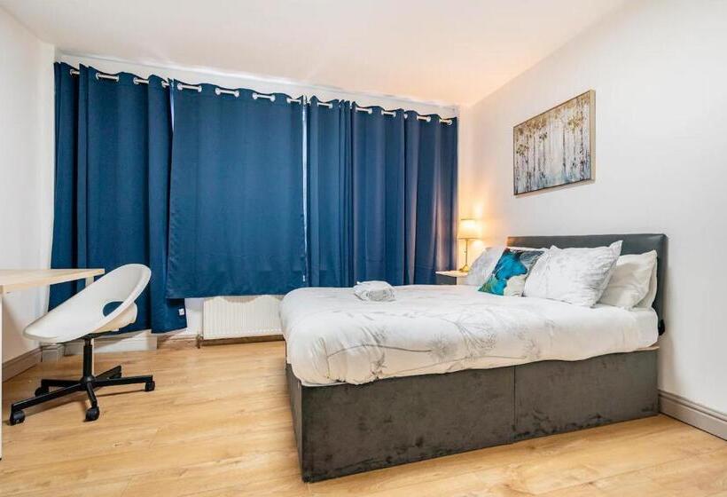 اتاق استاندارد با سرویس بهداشتی مشترک, Double Bed Room In Flat Near Birmingham City Centre