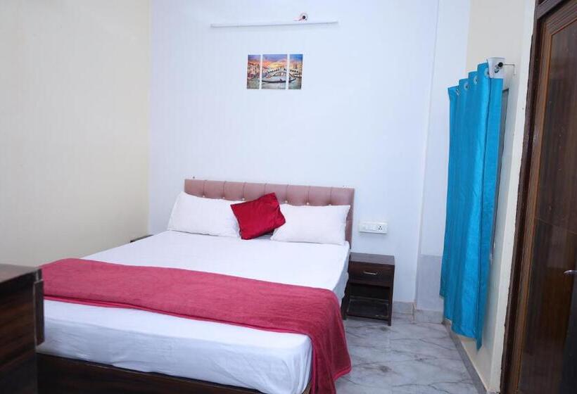 Номер Стандарт, Sia Taj Hotel I Nearest Taj Mahal I Agra I Couple Friendly