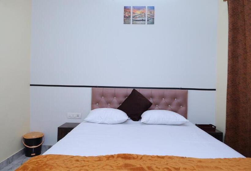 Номер Deluxe Кровать Кинг, Sia Taj Hotel I Nearest Taj Mahal I Agra I Couple Friendly