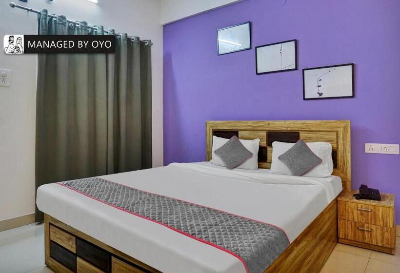 اتاق کلاسیک سه تخته, Super Townhouse Hinjewadi Phase 1