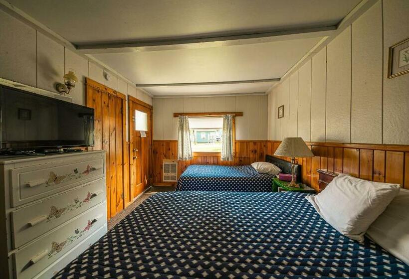 Номер Стандарт, Park Motel And Cabins