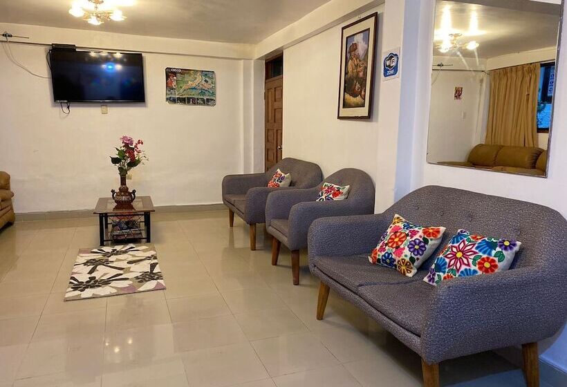 اتاق استاندارد, Inka House