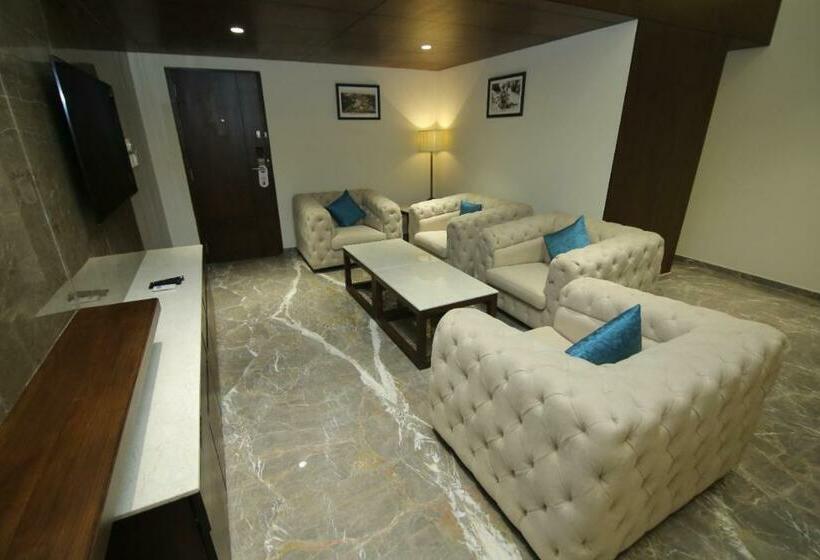 Президентский Люкс, The Ocean Pearl Dharmasthala Ujire