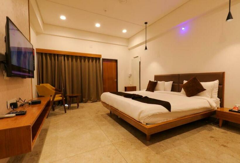 Номер Deluxe с Балконом, Club Heaven Palanpur