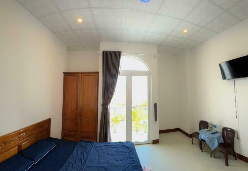 اتاق استاندارد با بالکن و چشم‌انداز دریا, Homestay Hoài Tâm Phan Thiết