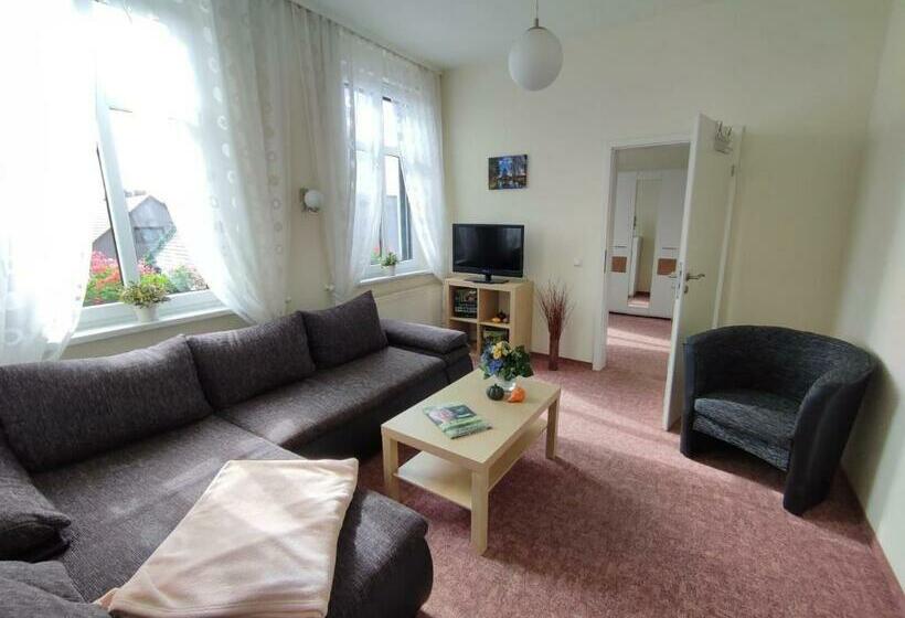 سوییت, Pension Am Stadtgraben