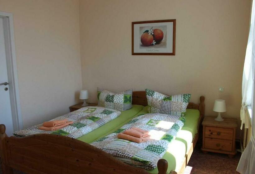 اتاق استاندارد, Pension Am Stadtgraben