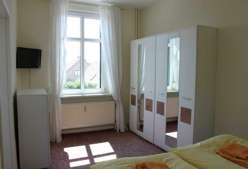 سوییت, Pension Am Stadtgraben