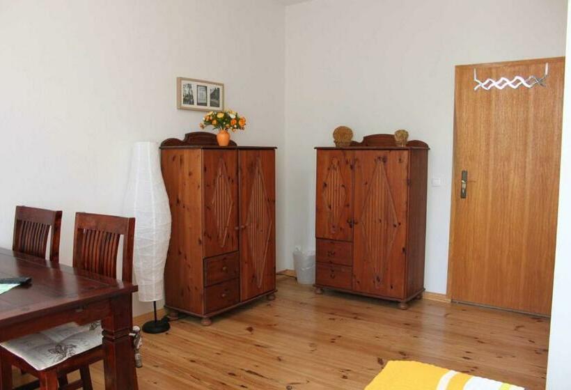 اتاق استاندارد, Pension Am Stadtgraben