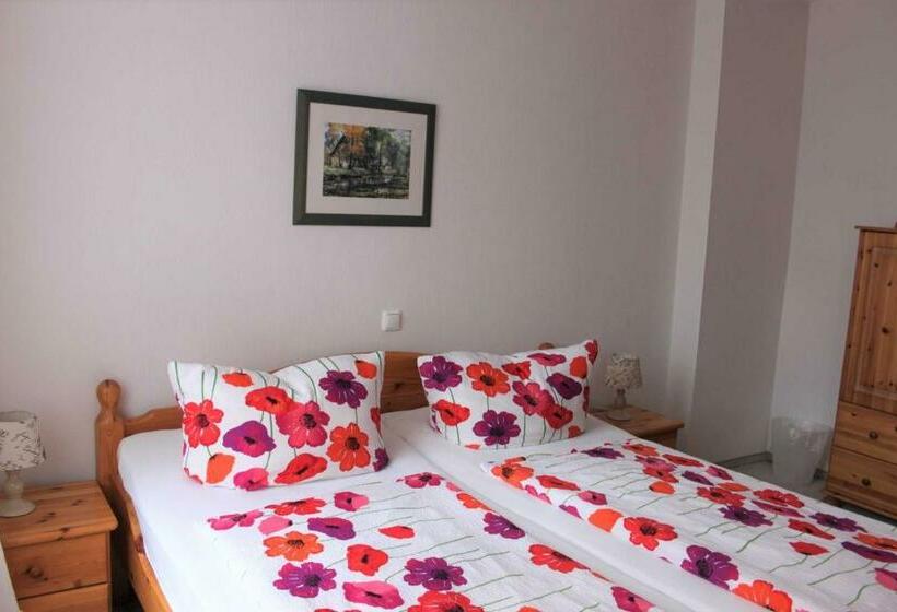 اتاق لوکس, Pension Am Stadtgraben