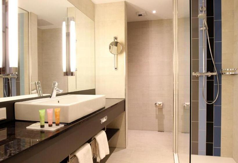 Номер Стандарт, Hafenhotel Meereszeiten