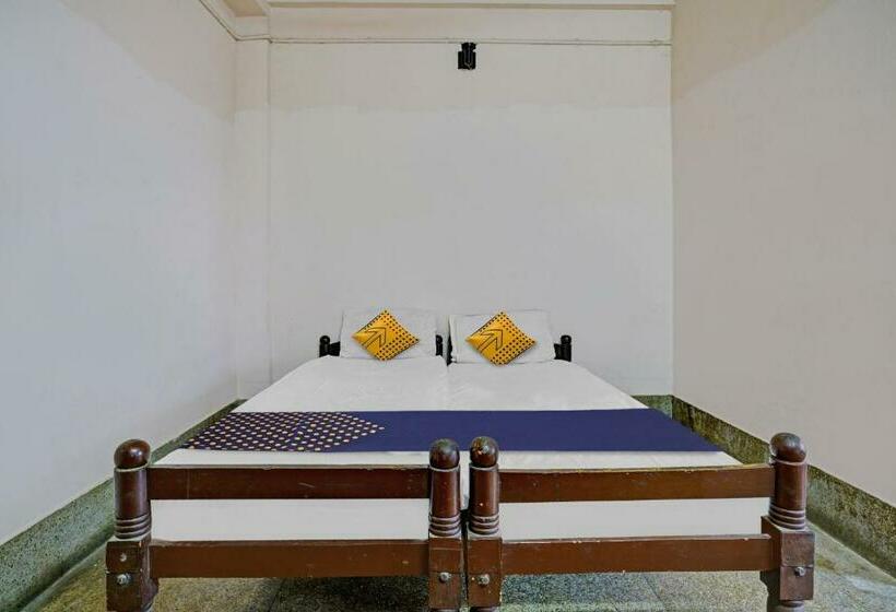 三人经典房间, Spot On Padinjarekara Tourist Home