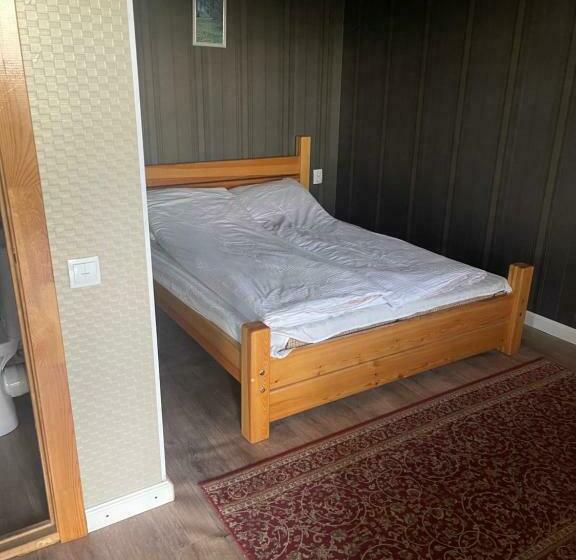 اتاق استاندارد سه نفره, Santa Monica