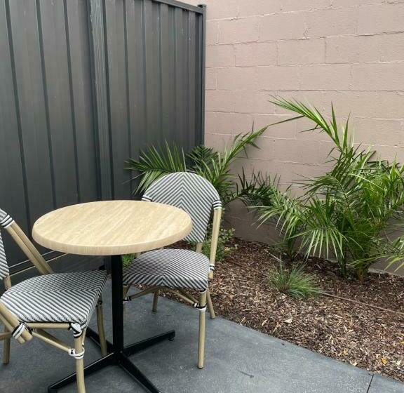 스탠다드 룸 킹사이즈 침대, Whittlesea Motel
