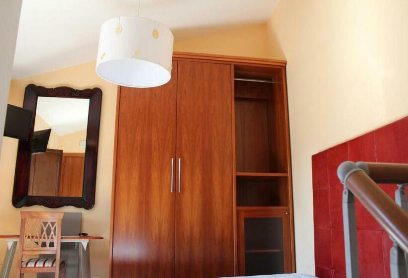 标准间, Ali House