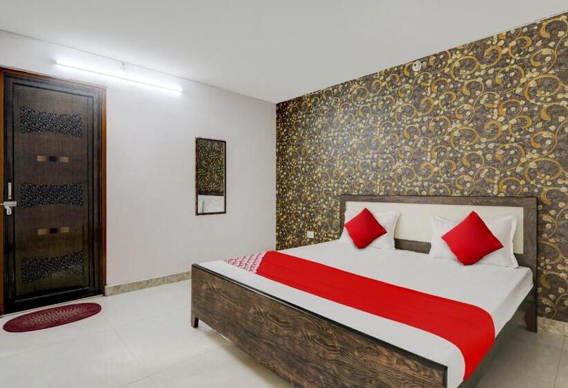Трехместный Номер Классика, Flagship Ck Inn Near Chaudhary Charan Singh International Airport