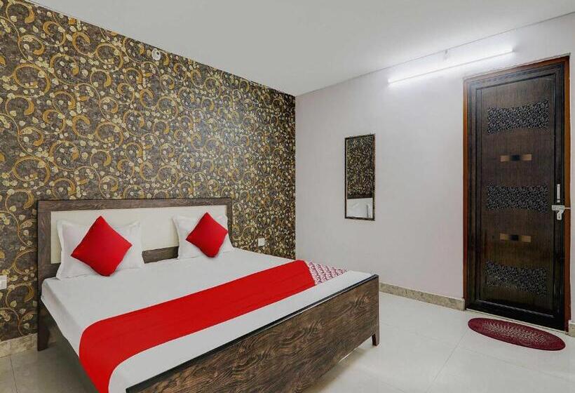 Номер Deluxe, Flagship Ck Inn Near Chaudhary Charan Singh International Airport