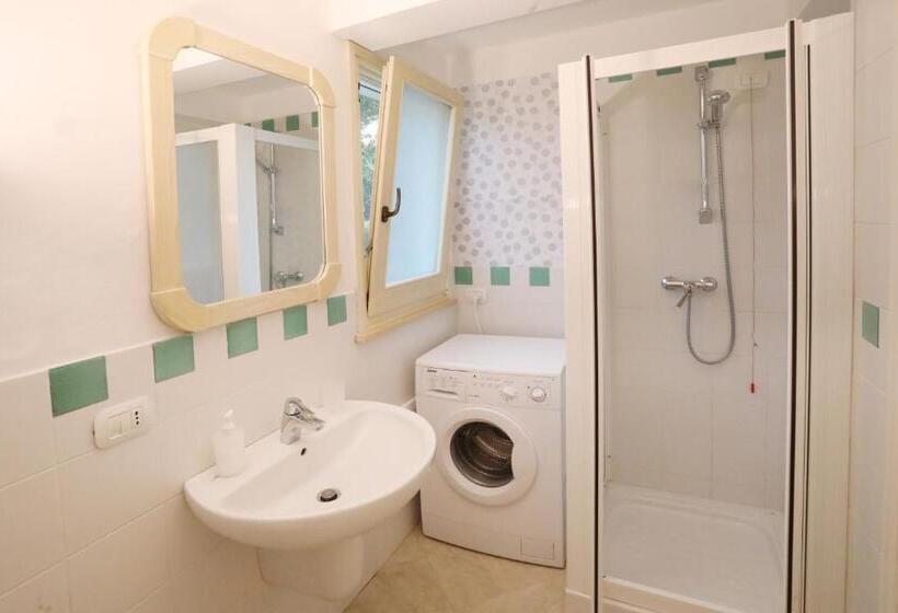 آپارتمان لوکس 1 خوابه, Villa Rosato