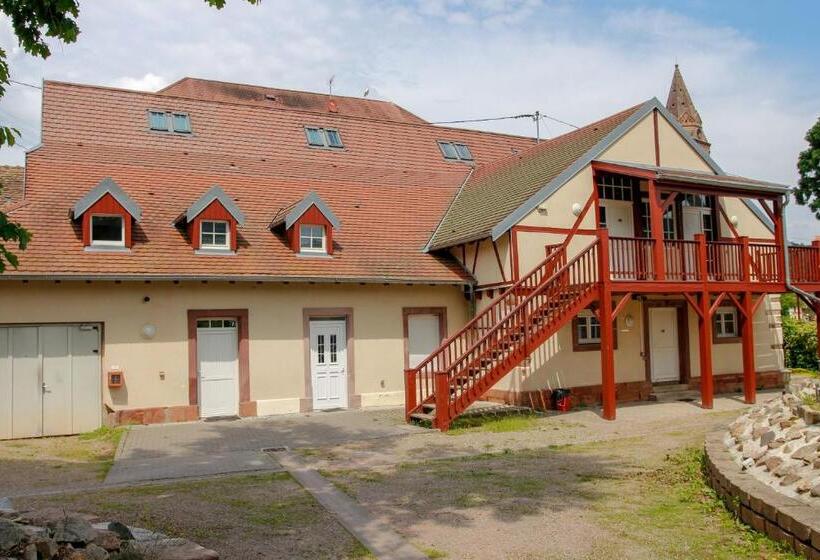Студия Стандарт, Brit Hotel Grand Hotel Munster