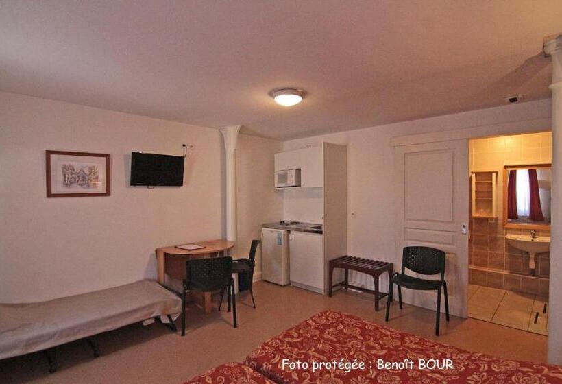 Студия Стандарт, Brit Hotel Grand Hotel Munster