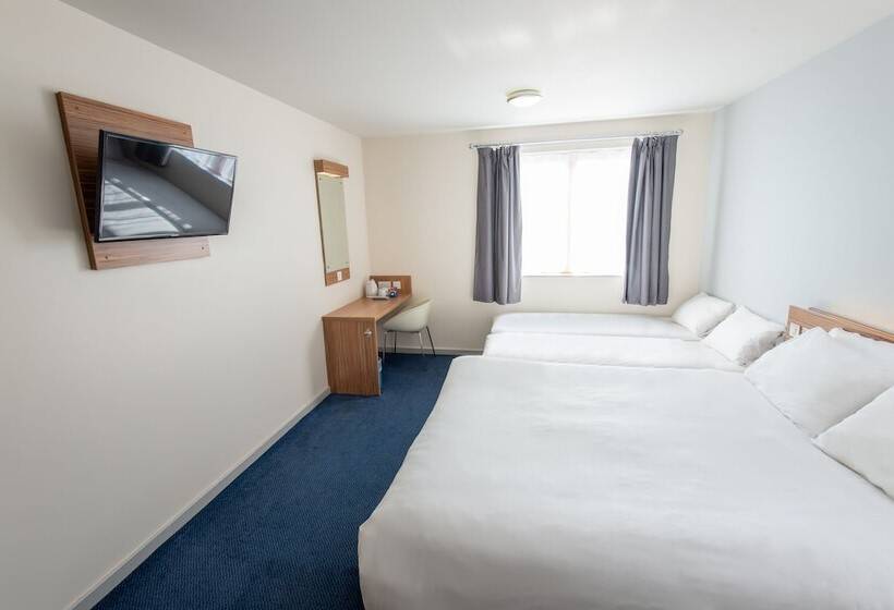 Семейный Номер, Go2 Hotels Burton Upon Trent Central