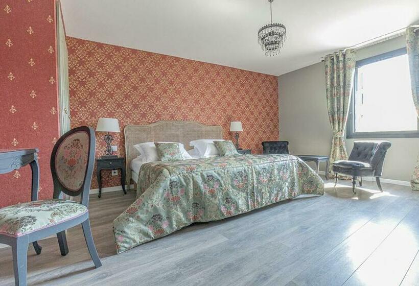 Номер Deluxe, Le Relais Des Chartreuses